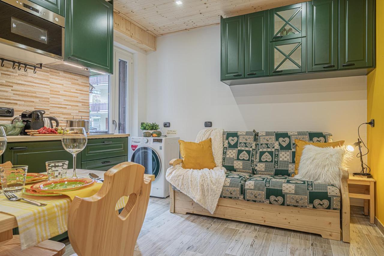 Casa Sole- Loft Moderno In Montagna Lägenhet Aprica Exteriör bild