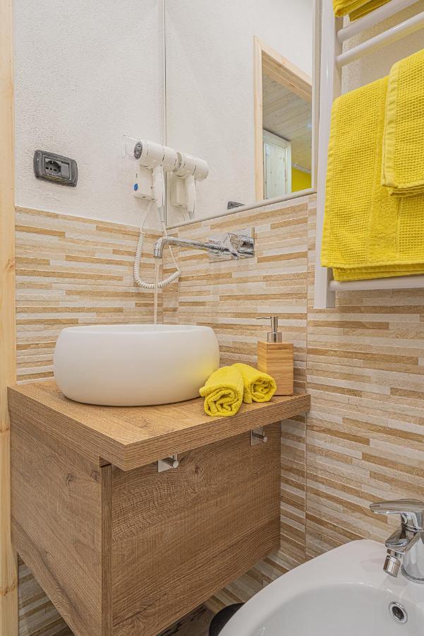 Casa Sole- Loft Moderno In Montagna Lägenhet Aprica Exteriör bild